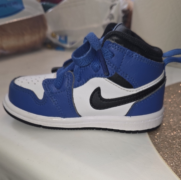 Jordan - Picture 5 of 8